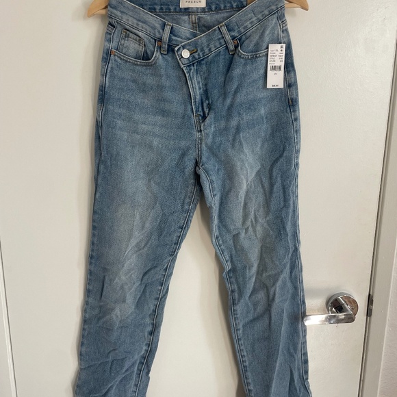 Dad Jeans - Picture 1 of 3